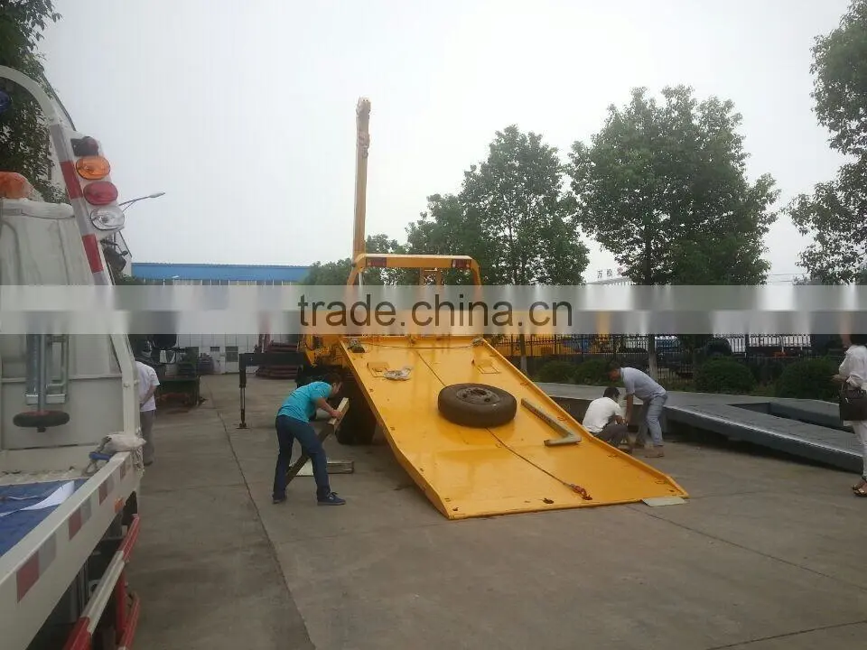 Dongfeng duolika recovery crane truck