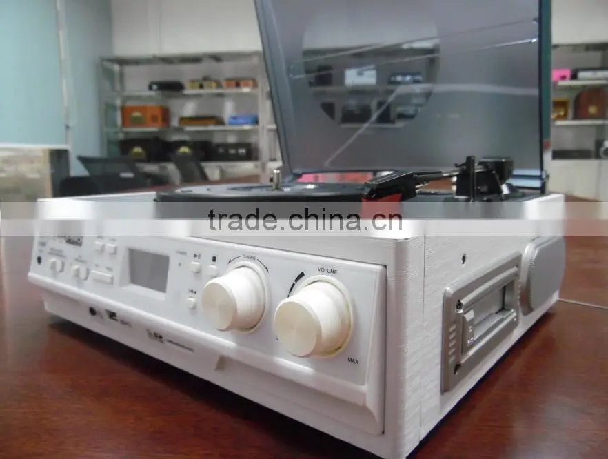 Belt-drive turntable player, classic phonograph, record player with cassette