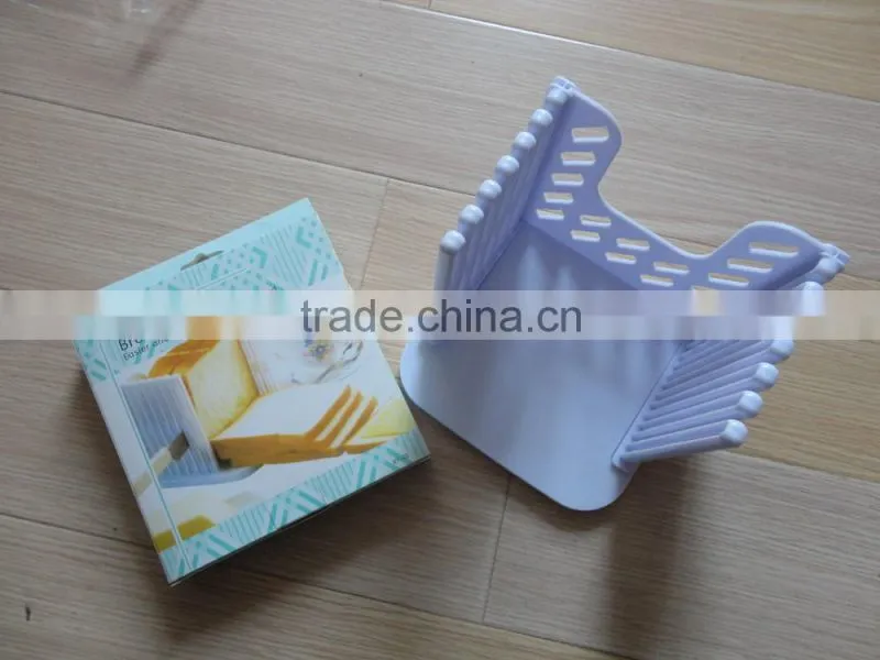 wholesale custom plastic toast slicer bread cutter
