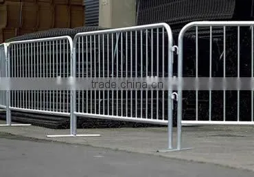 hot 2.5m portable safety Road metal barriers