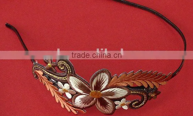 Tubular embroidery machine