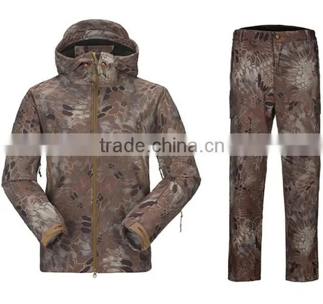 Custom Man Tactical Camo Suit