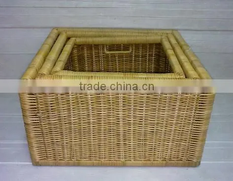 Natural weave basket for home