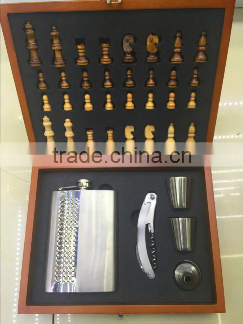8oz and 9oz stainless steel hip flask with wooden chess and cups and funnel in the woodeb set