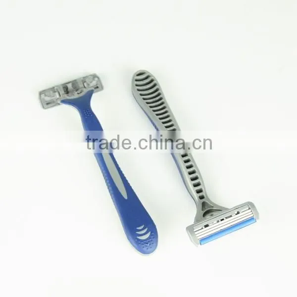 Classic triple blades razor