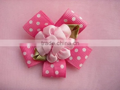 Exquisite pink grosgrain ribbon flower for hair accessory