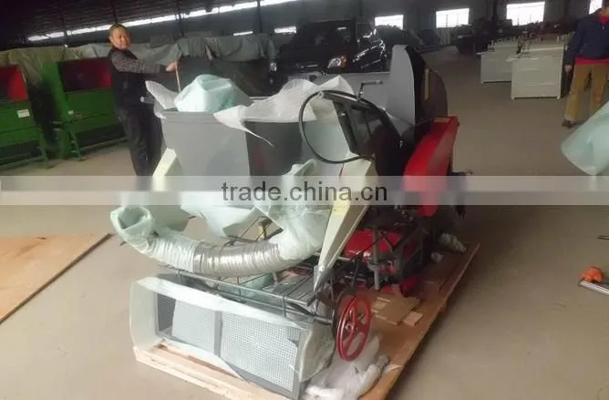 Professional mini combine harvester