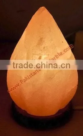 GOOD QUALITY CRAFTED CRYSTAL SALT LAMPS