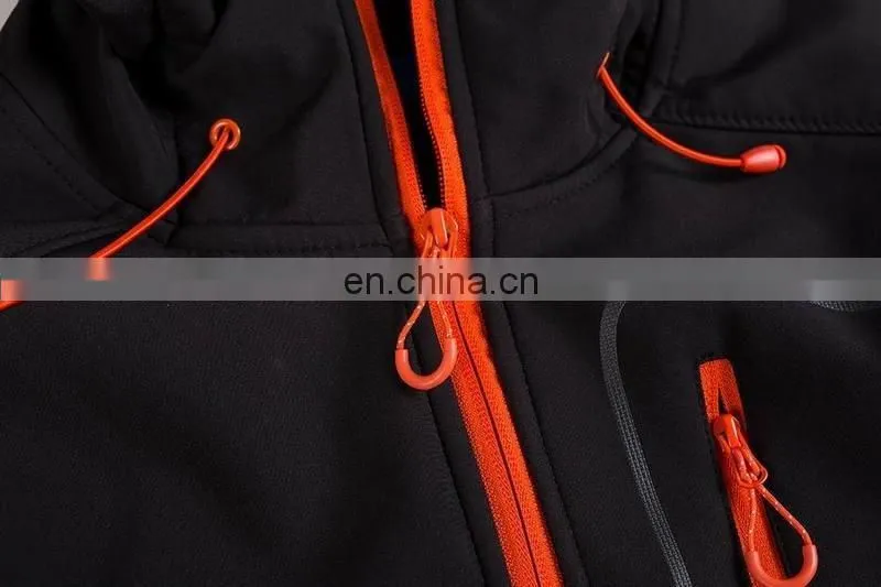 2016 Men Outdoor WaterproofJacket Softshell Jacket Empty