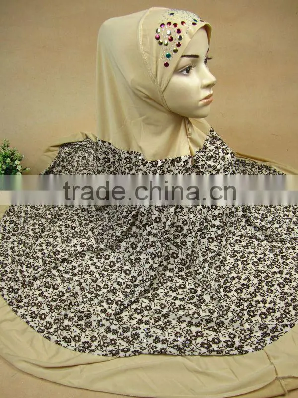 A526 Printed 1.1*1.2m BIG HIJAB