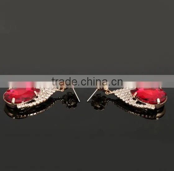 Wholesale High Quality Newest Design Alloy Gold Fancy Diamond earrings