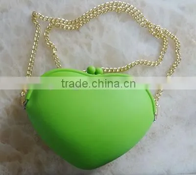 2014 cheap promotion heart and hand silicone bag