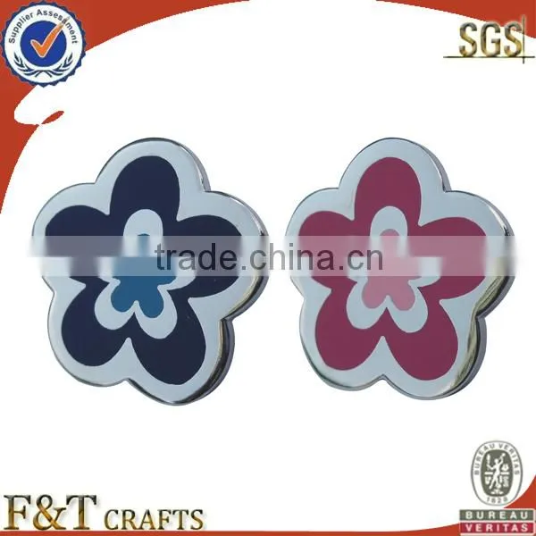 customized wholesale metal lapel pins flower