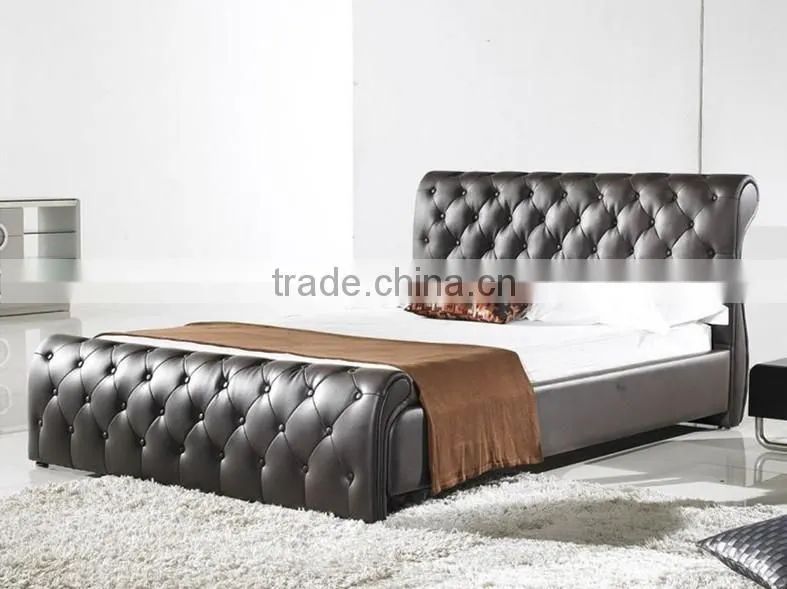 Italy Neo-Classical Leather Bed DH888