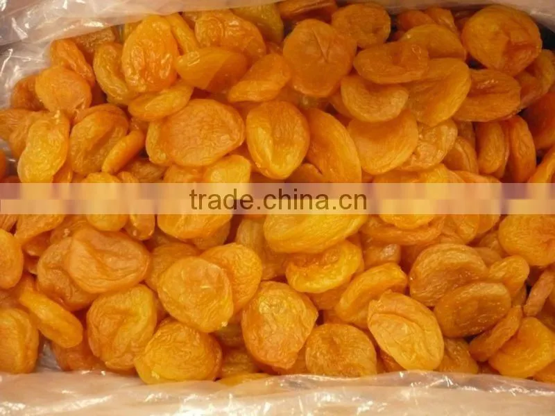 Yellow color 10kg carton packing dried apricot 2.5-4cm