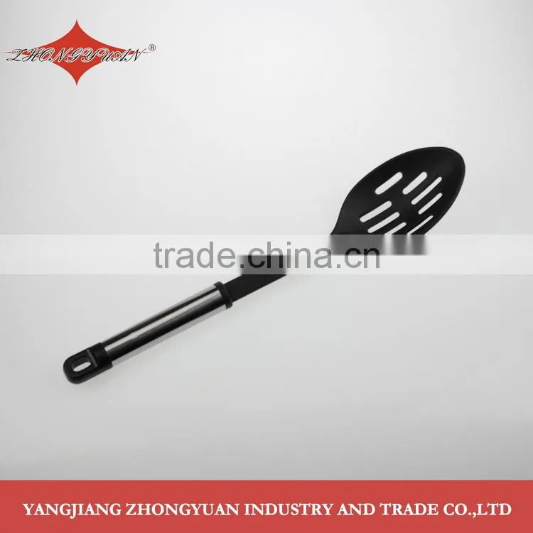 Plastic material nylon skimmer kitchen utensils of steel tube handle