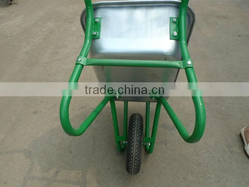 Russia model wheel barrow cheap and durable apply to garden agriculture and construction