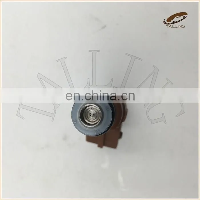 High Performance 4 Holes Auto Fuel Patrol Injector 9186340 0280155831 0280 155 831 0 280 155 831 For Volv o C60 S60 C70 V70 S80