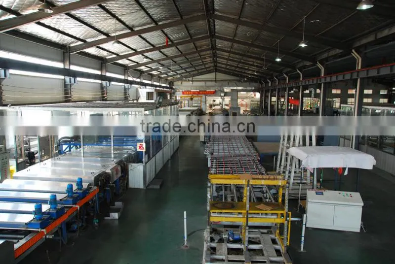 Superior clear pattern glass