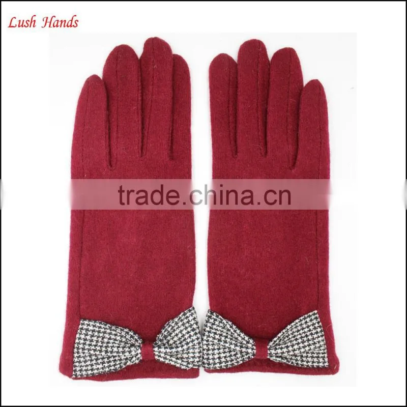 Lady's red spandex velvet warm gloves with supersoft polyester lining
