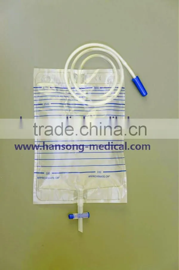 Single use urine bag