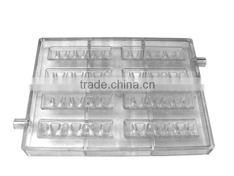 Chocolate moulding machine