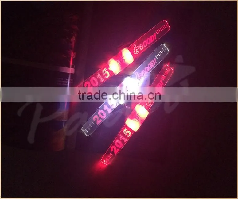 Led blinking happy silicon light up wristbands/bracelet