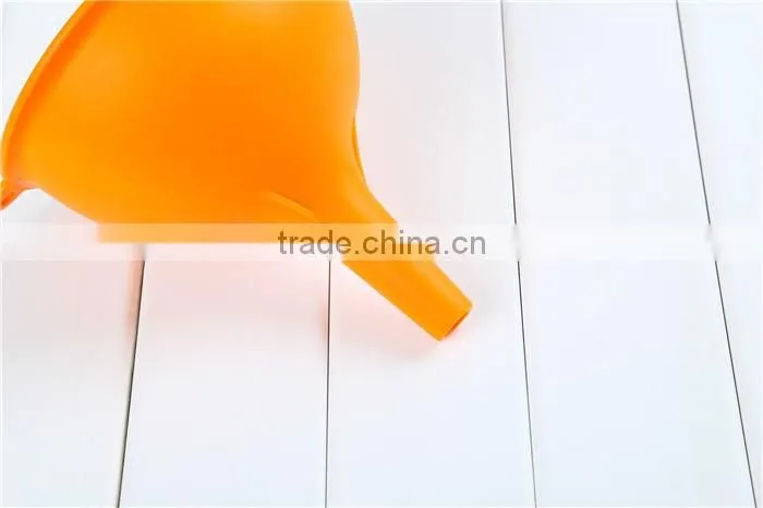 Core Kitchen Essential Silicone rubber Funnel