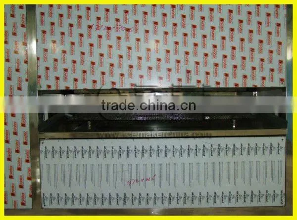 Industrial plate ice maker