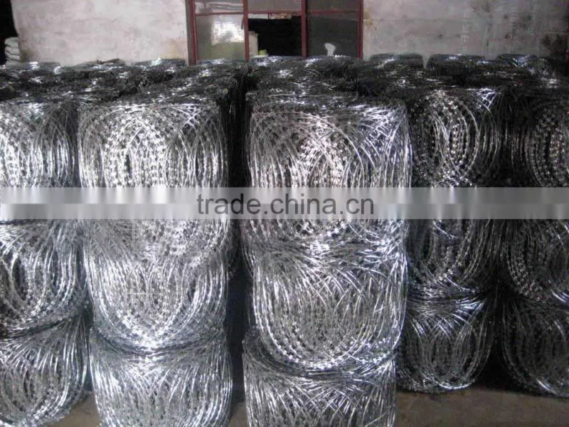 Galvanized Razor Barbed Wire/PVC iron barbed wire (supplier)