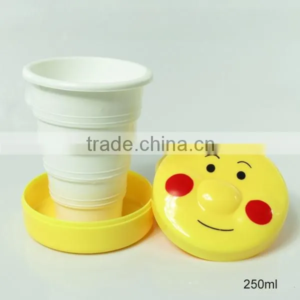 Small enough to fit inside your pocket Portable Plastic Collapsible Travel Cup