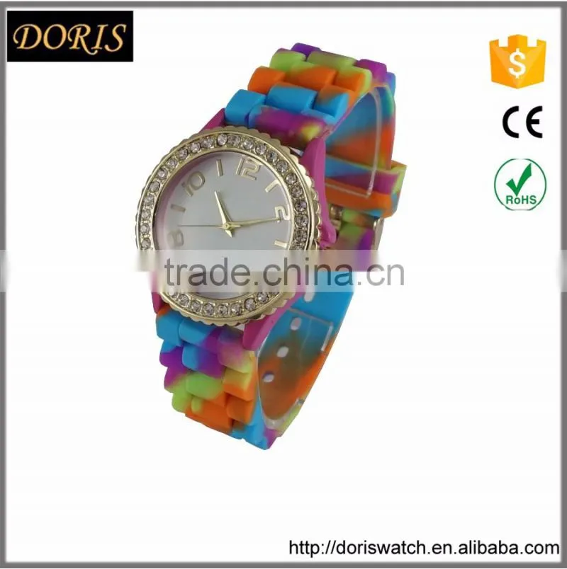 Wholesale charm man's wrist watches alloy material case silicone band