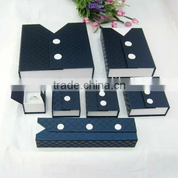 Paper Jewelry Gift Box / Necklace Earrings Ring Set Box