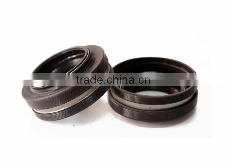 High Quality Automatic Transmission Shaft Oil Seal For Trans Model 5L40E auto parts SIZE:44-92/70-7.6