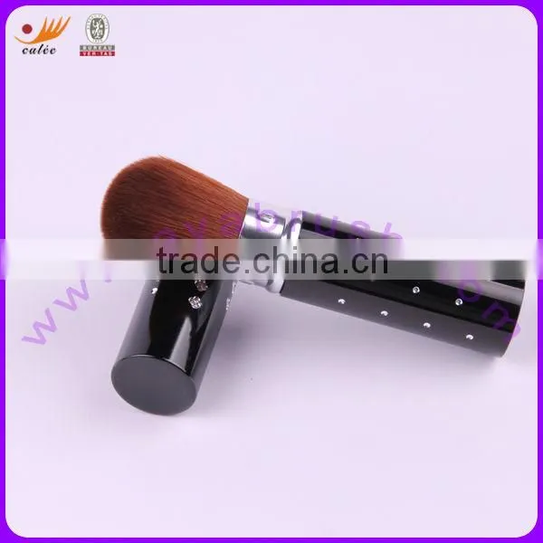 Retractable Synthetic Hair Makeup Brush With Red Color