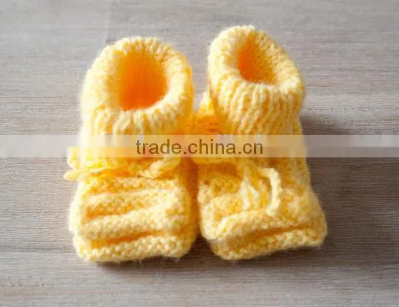 Wholesale Bright Gold Wool Knitting Shoes Toddler Infant Indoor Crochet Shoes