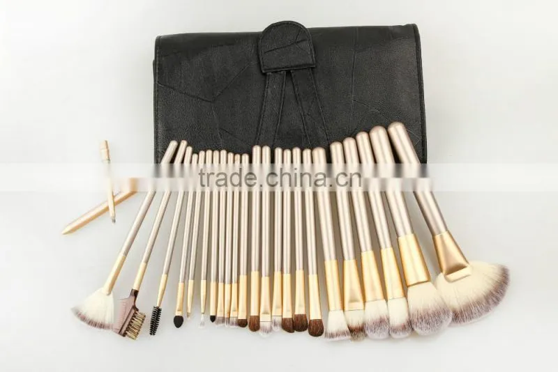 Private label wholesale professional wood handle Pony hair makeup brush