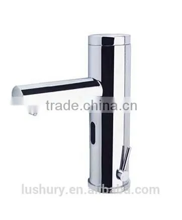 2014 infrared temperature controled UPC sensor water faucet