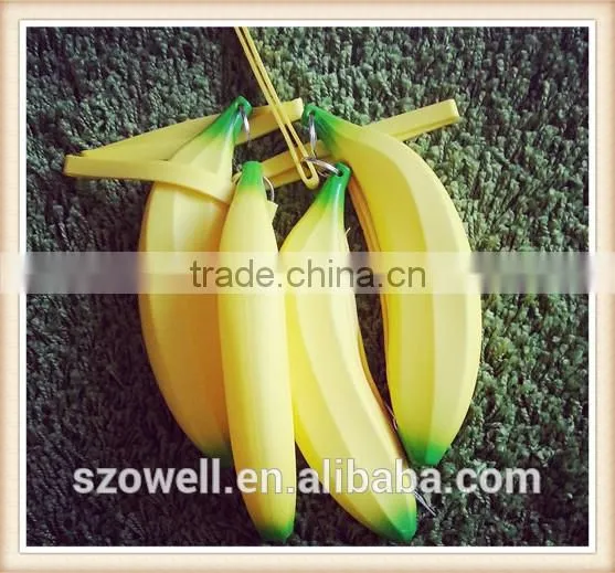 Hotselling Promotional Inovative Design Banana Shape Silicone Coin Purse Cheap Price silicone purse Unisex