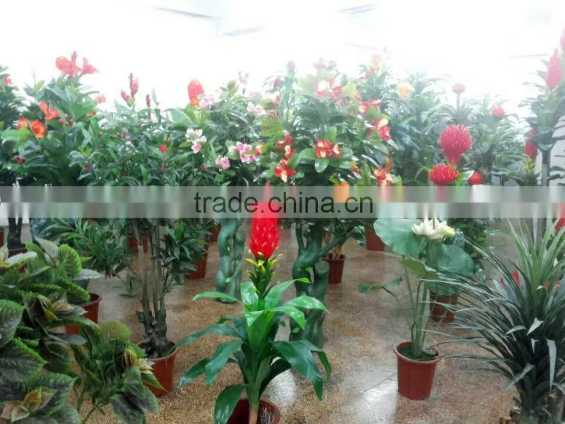 2015 Chinese cheap mini artificial landscape grass animal for garden decoration