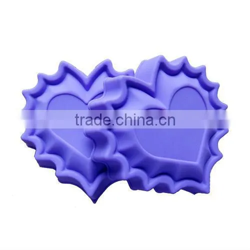 2013 the heart shaped design cake mold with the high quality