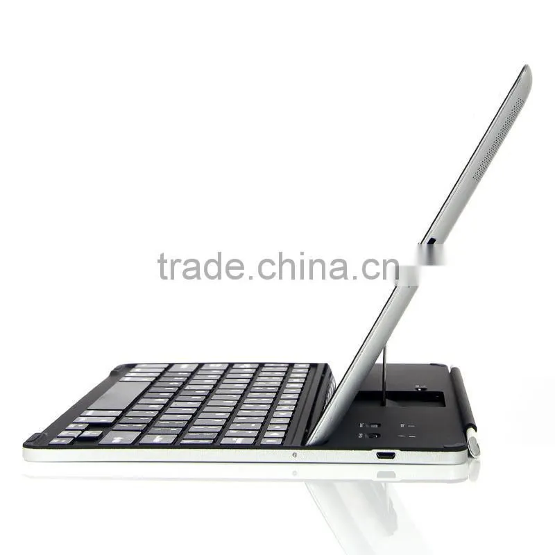 MAGNETIC BLUETOOTH KEYBOARD FOR IPAD 2
