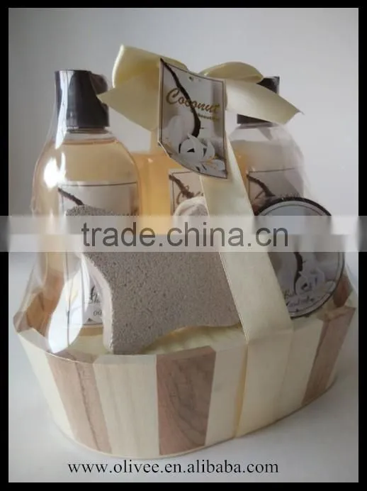 whitening moisturizing skin care set bath set with wooden box