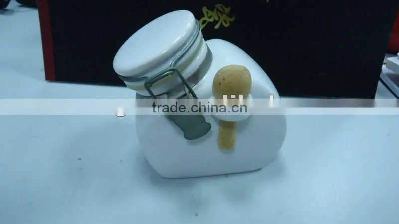 ceramic stoneware black square jar with stainless lid