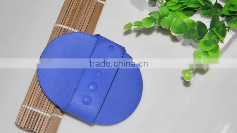rubber palm brush
