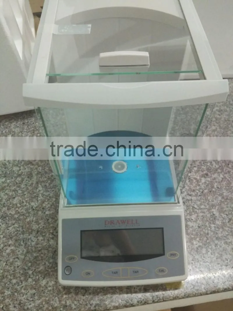 Lab equipment of analytical gravity balance with low cost