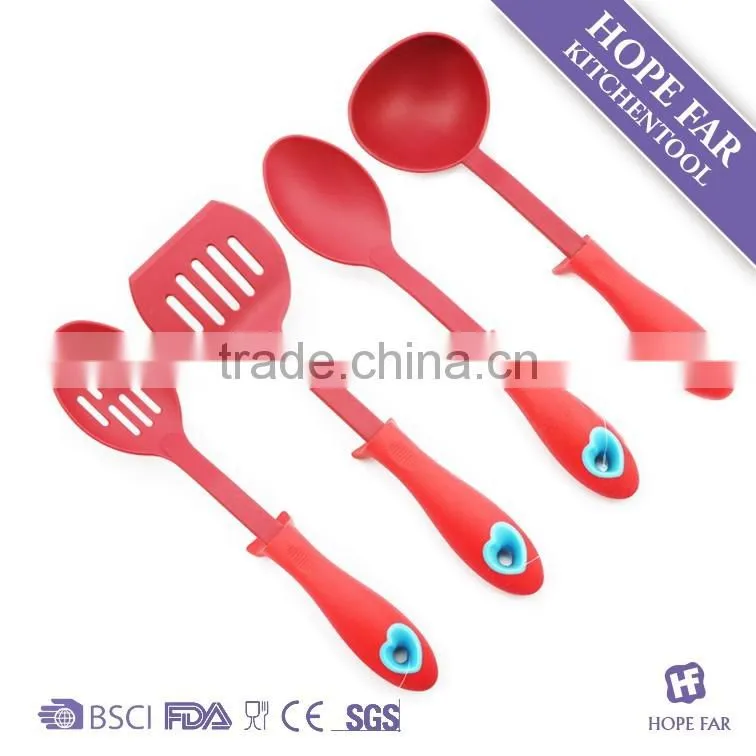 0900016-19 New designed 4pcs nylon kitchen utensil set with standing feet