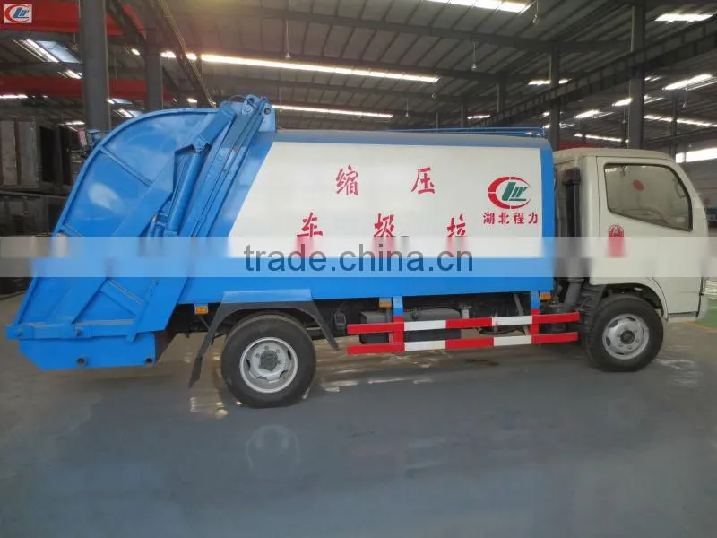 DongFeng 4*2 Small Compactor Garbage Truck for sale