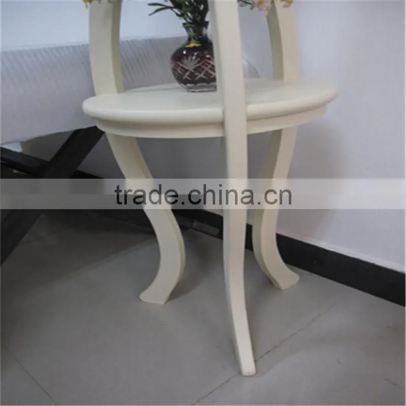 2015 Bedroom, living room corner faceplate shelf