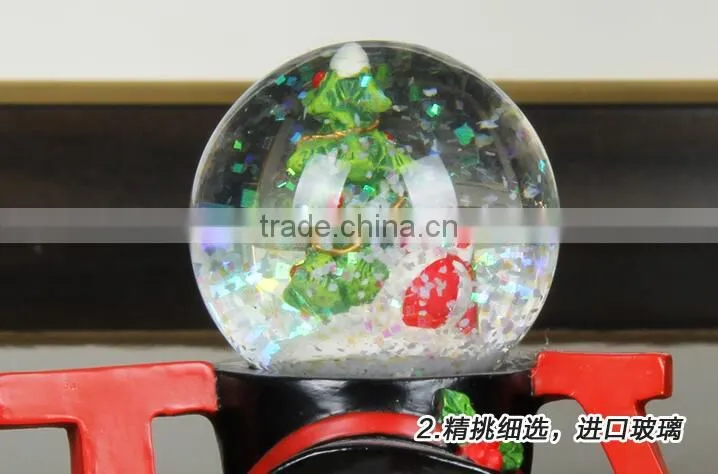 Polyresin Christmas snow globe resin snow globe Wholesale
